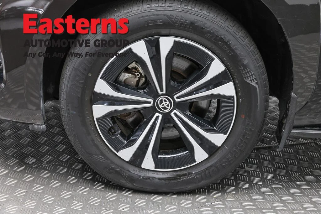 Used 2023 Black Toyota XLE image 31