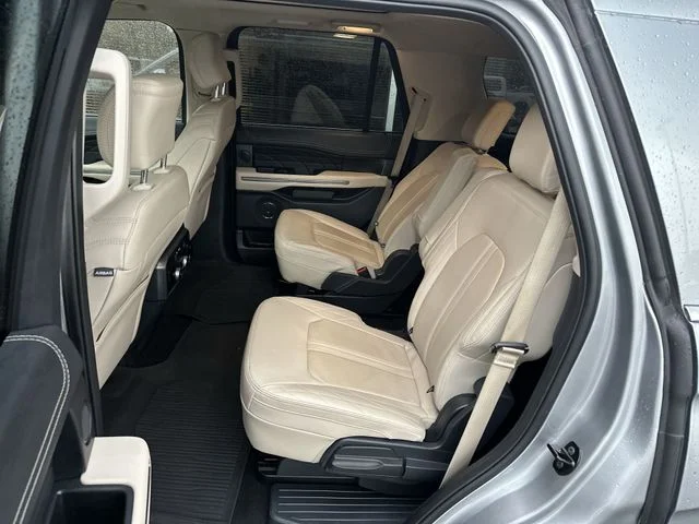 Used 2024 Silver Ford Platinum image 23