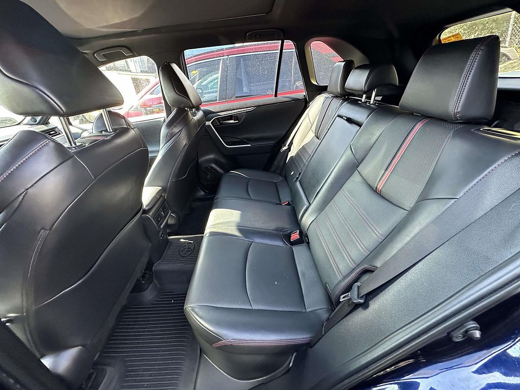 2023 Toyota RAV4 XSE - Photo 16