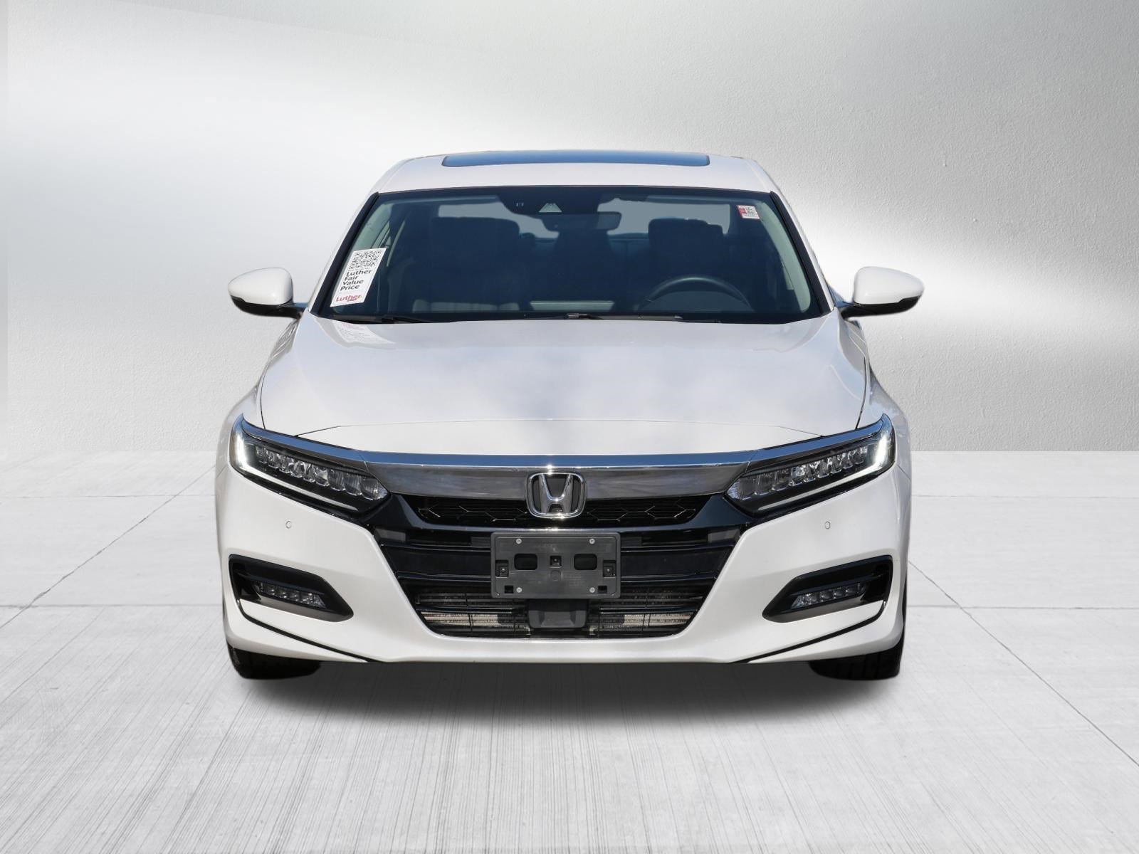 Used 2019 Honda Accord Touring with VIN 1HGCV2F97KA012337 for sale in Burnsville, Minnesota