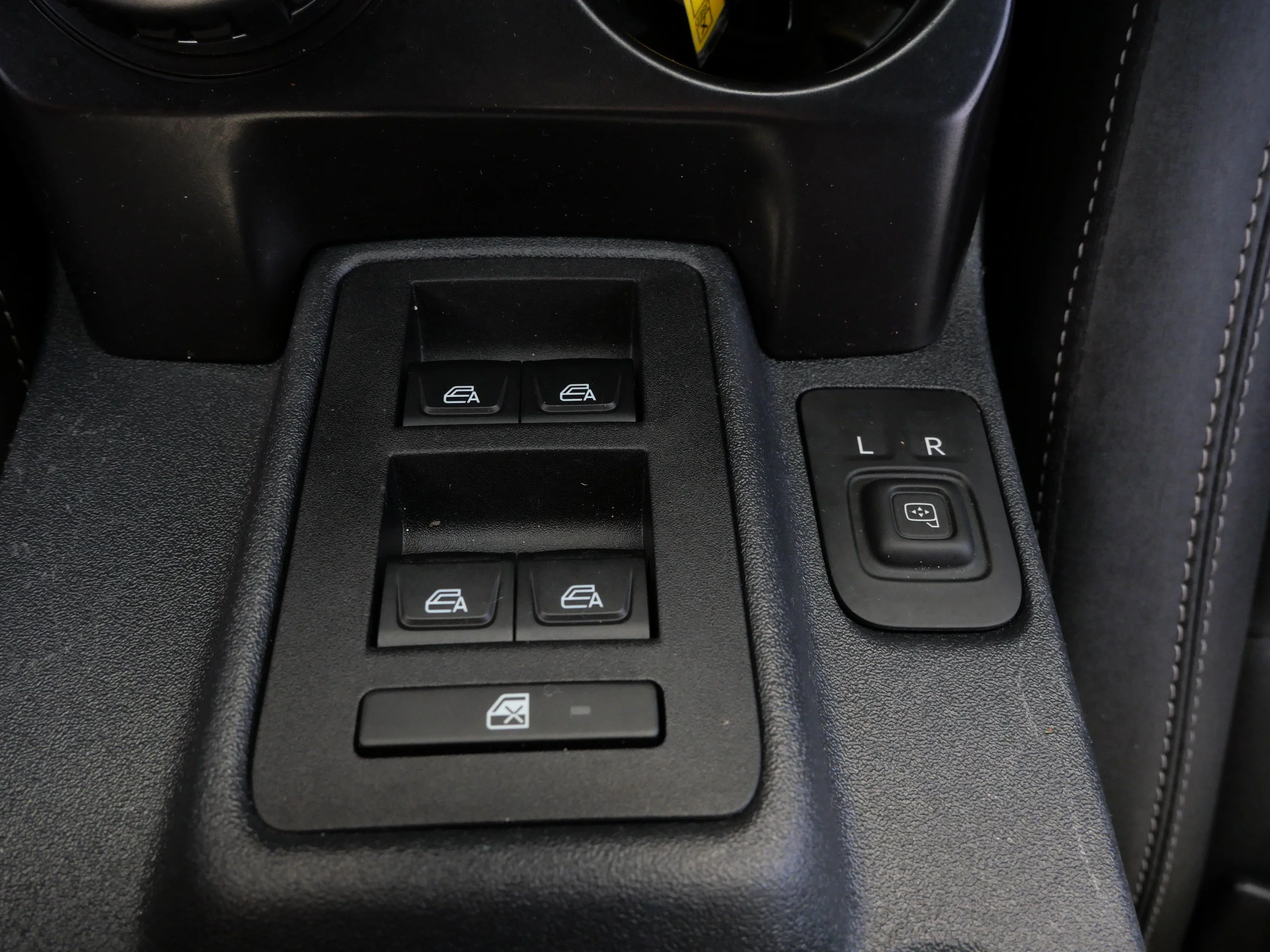 Used 2025 Desert Sand Ford Big Bend image 33