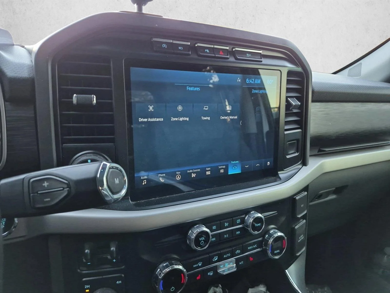 Used 2021 Space White Metallic Ford XLT image 12