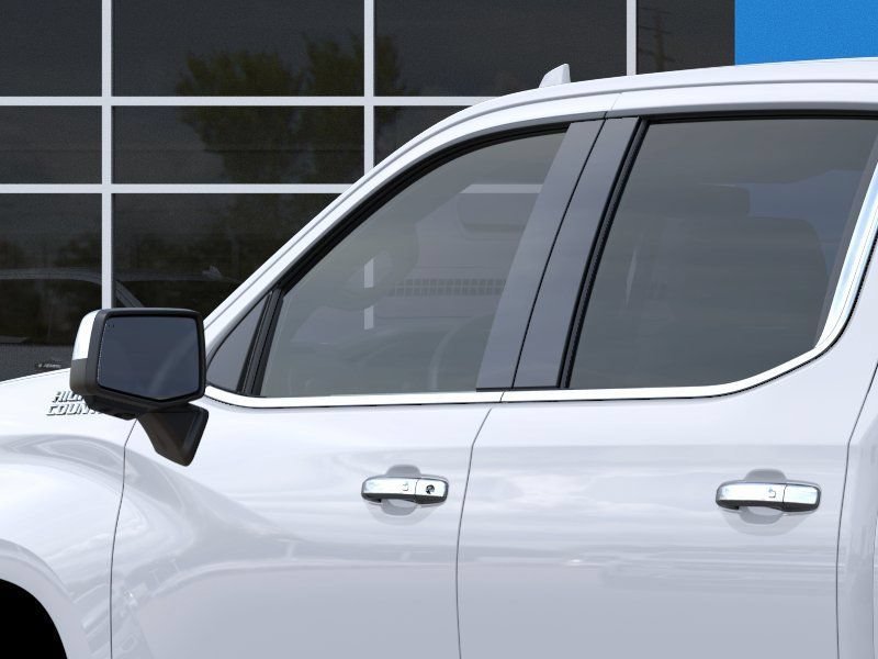 New 2026 Polar White Tricoat Chevrolet High Country image 12