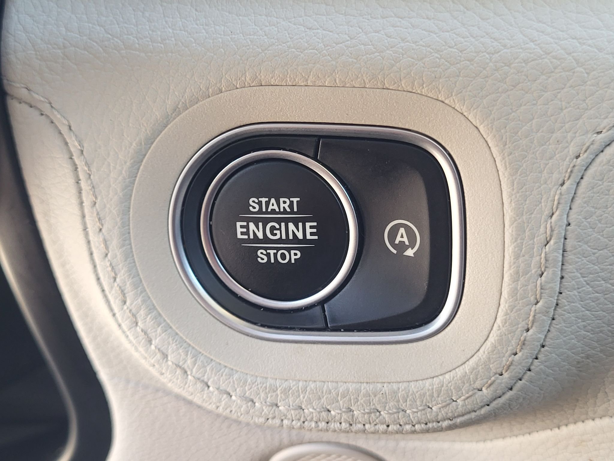 Certified Used 2023 MANUFAKTUR Diamond White Bright Mercedes-Benz GLE450 4MATIC® image 29