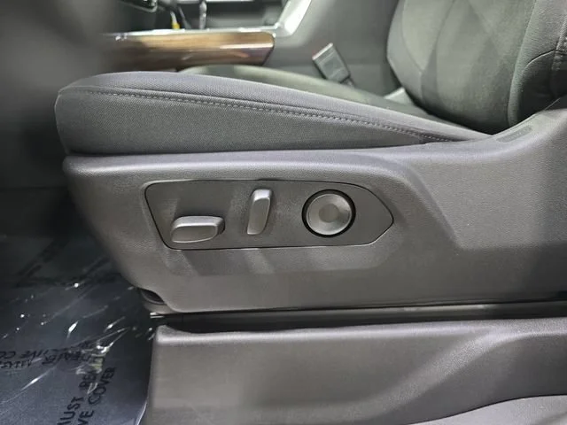 New 2026 Sterling Gray Metallic Chevrolet LT image 31