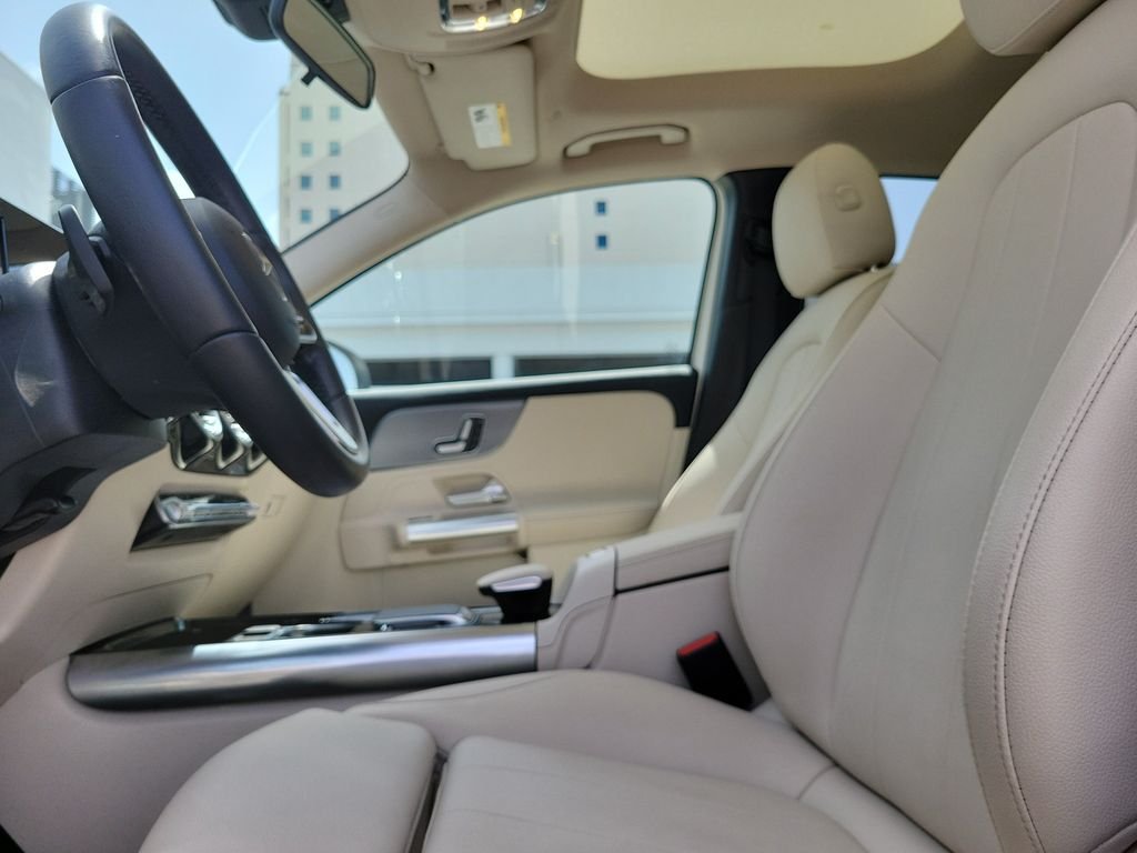 Certified Used 2023 White Mercedes-Benz GLA 250 image 21