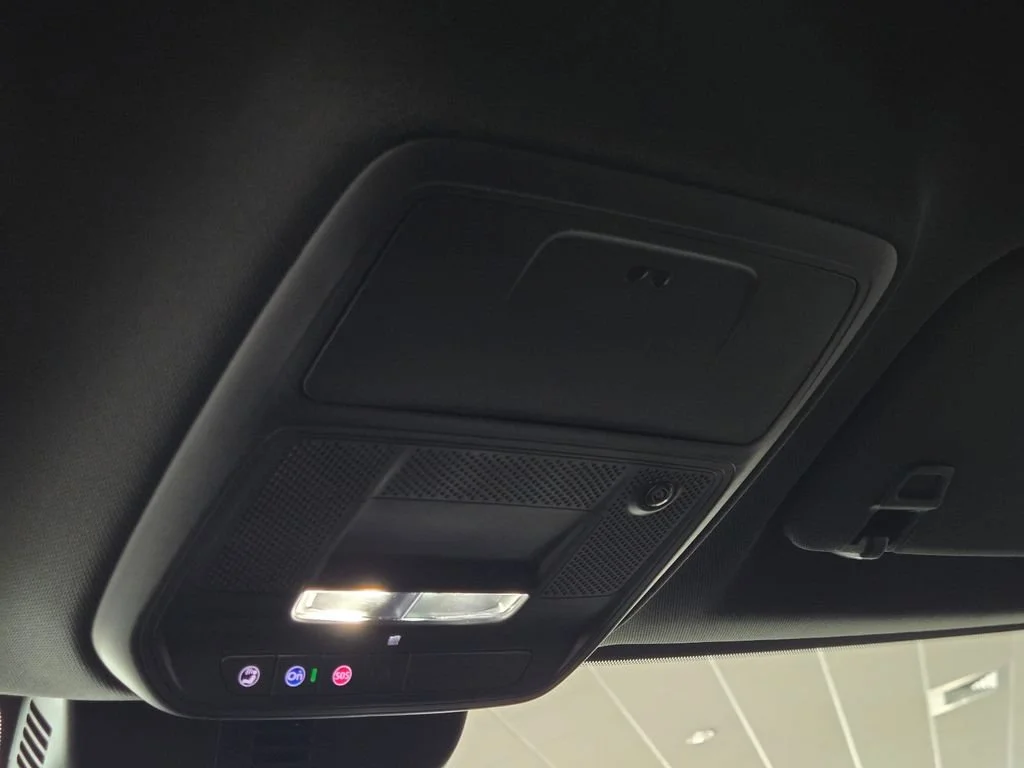 2027 Chevrolet Traverse LT - Photo 34