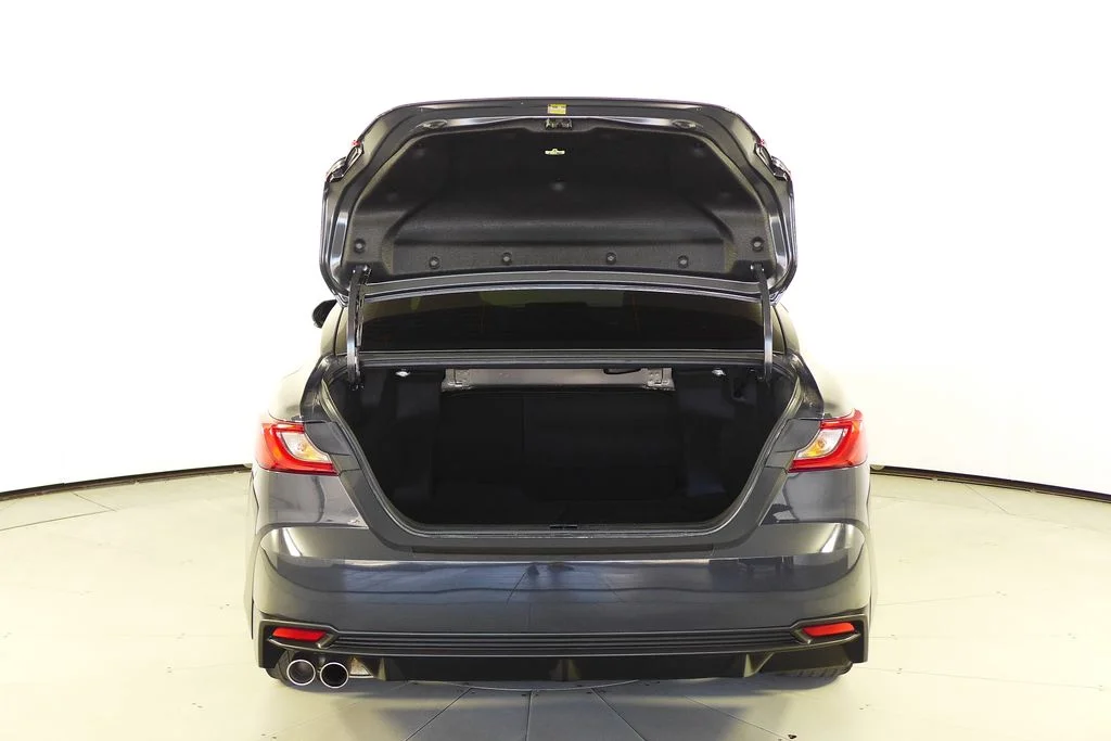 Used 2025  Toyota SE image 10