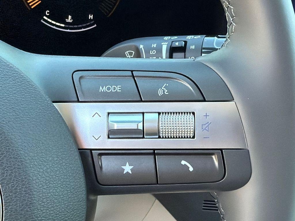 New 2026 White Hyundai SEL Sport FWD image 25