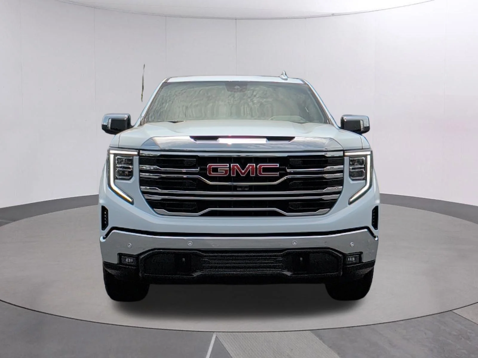 New 2026 Glacier White Tricoat GMC SLT image 9