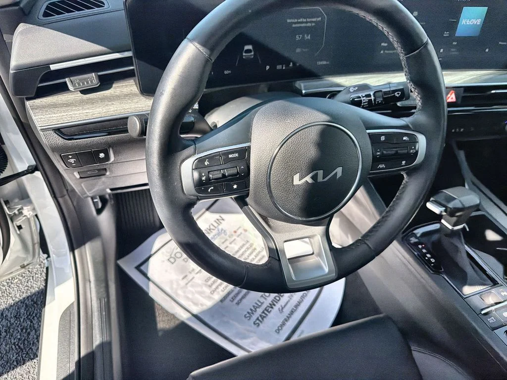 Used 2025 White Kia EX image 16