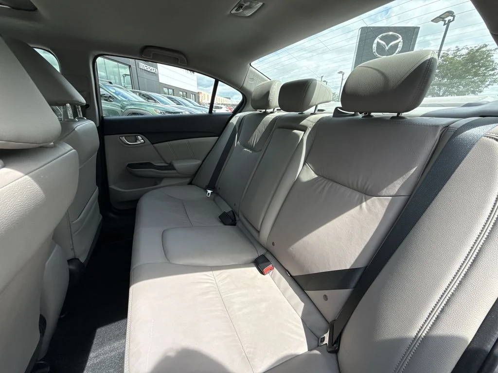 Used 2015 Black Honda EX-L image 25