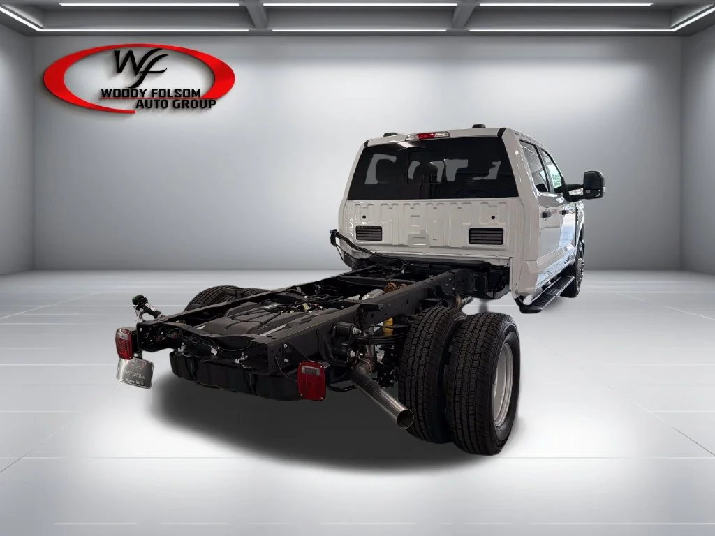New 2027 White Ford XL image 7