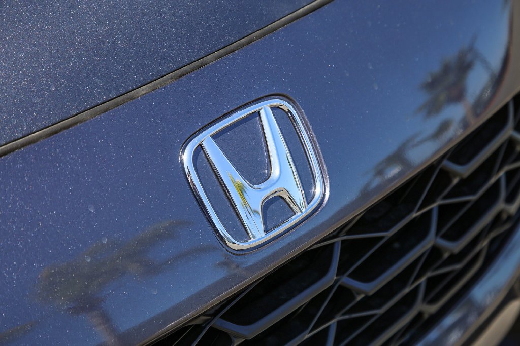 New 2027 Modern Steel Metallic Honda LX image 12
