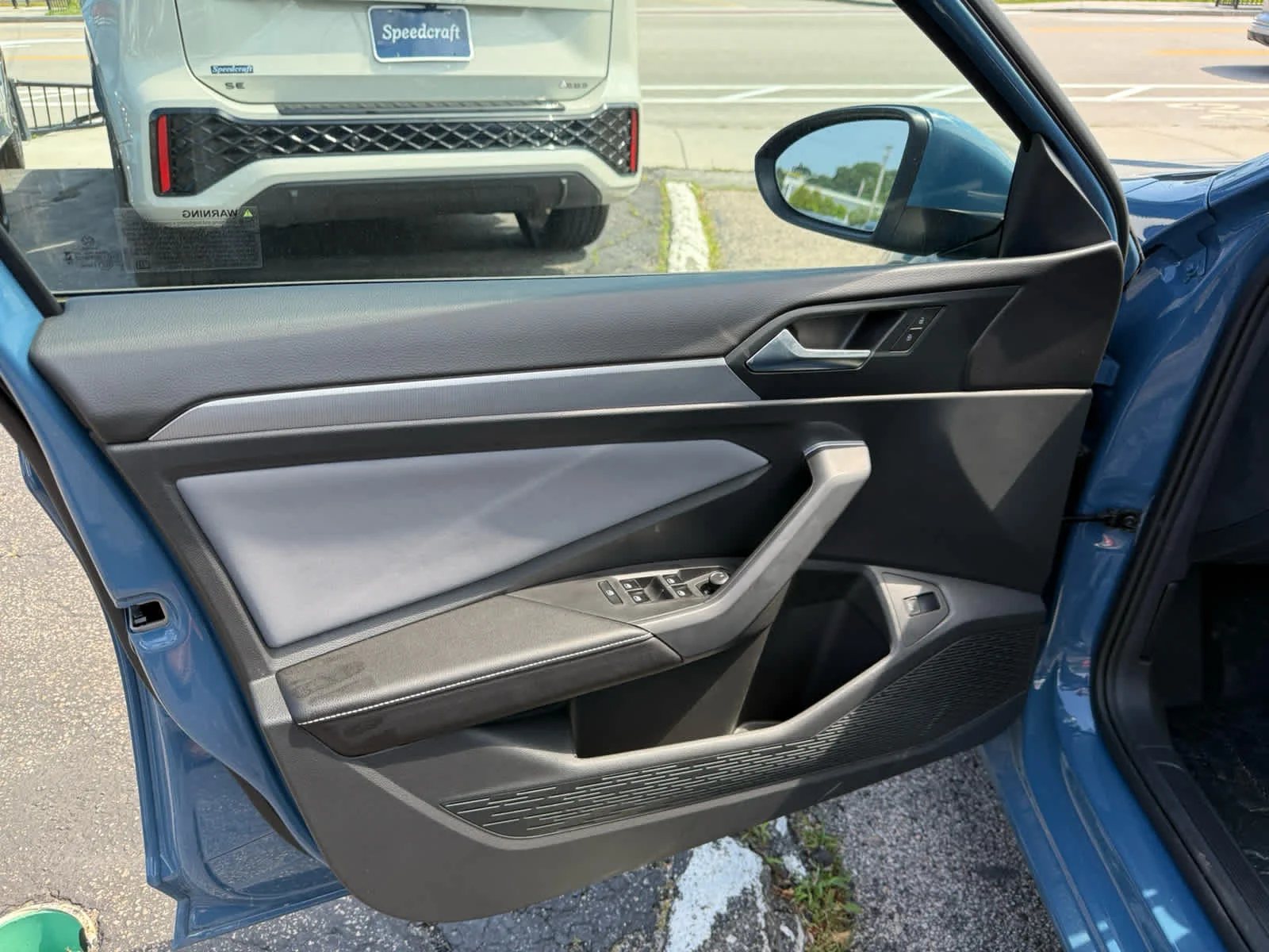 New 2026 Monterey Blue Pearl Volkswagen SE image 14