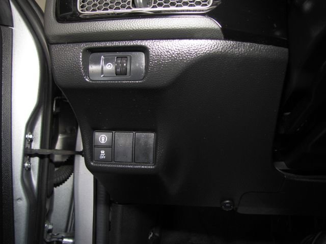 Certified Used 2024 Lunar Silver Metallic Honda EX-L image 41