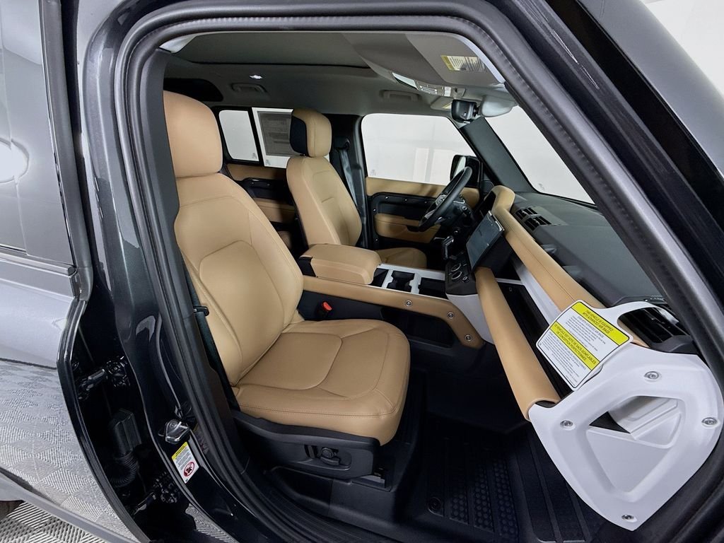 New 2026 Carpathian Grey Land Rover S image 30