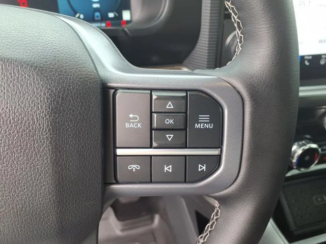 Used 2025 White Metallic Ford Lariat image 11