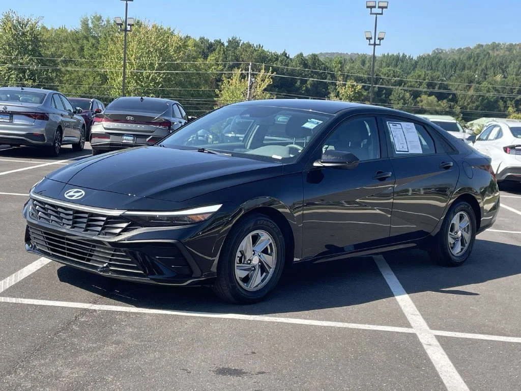 Certified Used 2026 Black Hyundai SE image 25