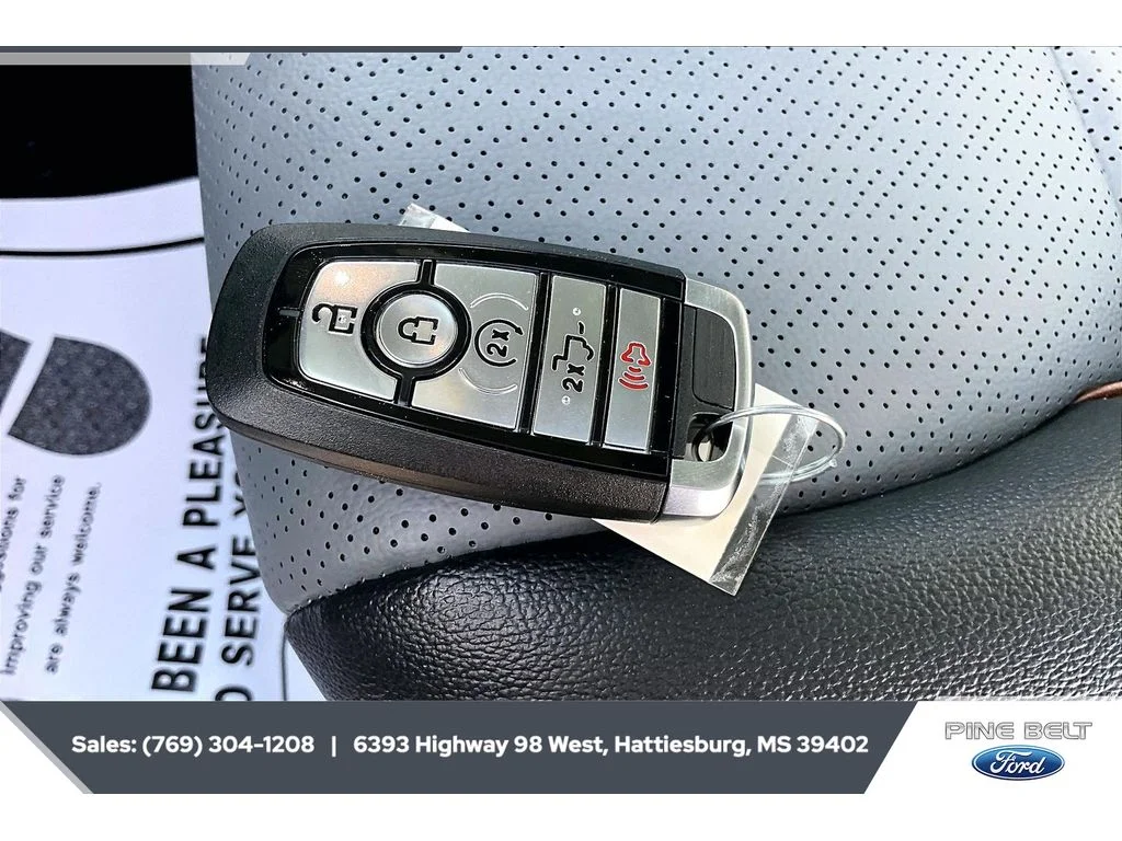 New 2026 Iconic Silver Metallic Ford Lariat® image 9