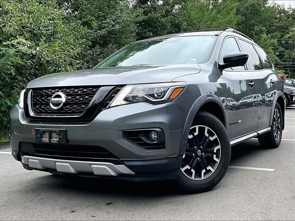 Used 2020 Gray Nissan SL image 3