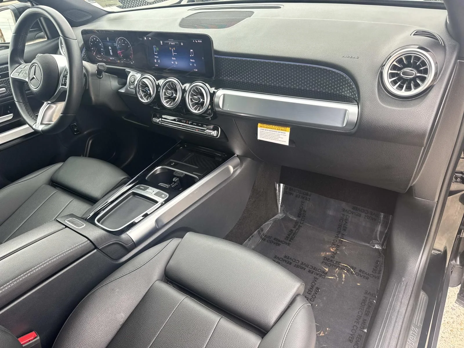 Certified Used 2025 Black Mercedes-Benz GLB 250 image 10