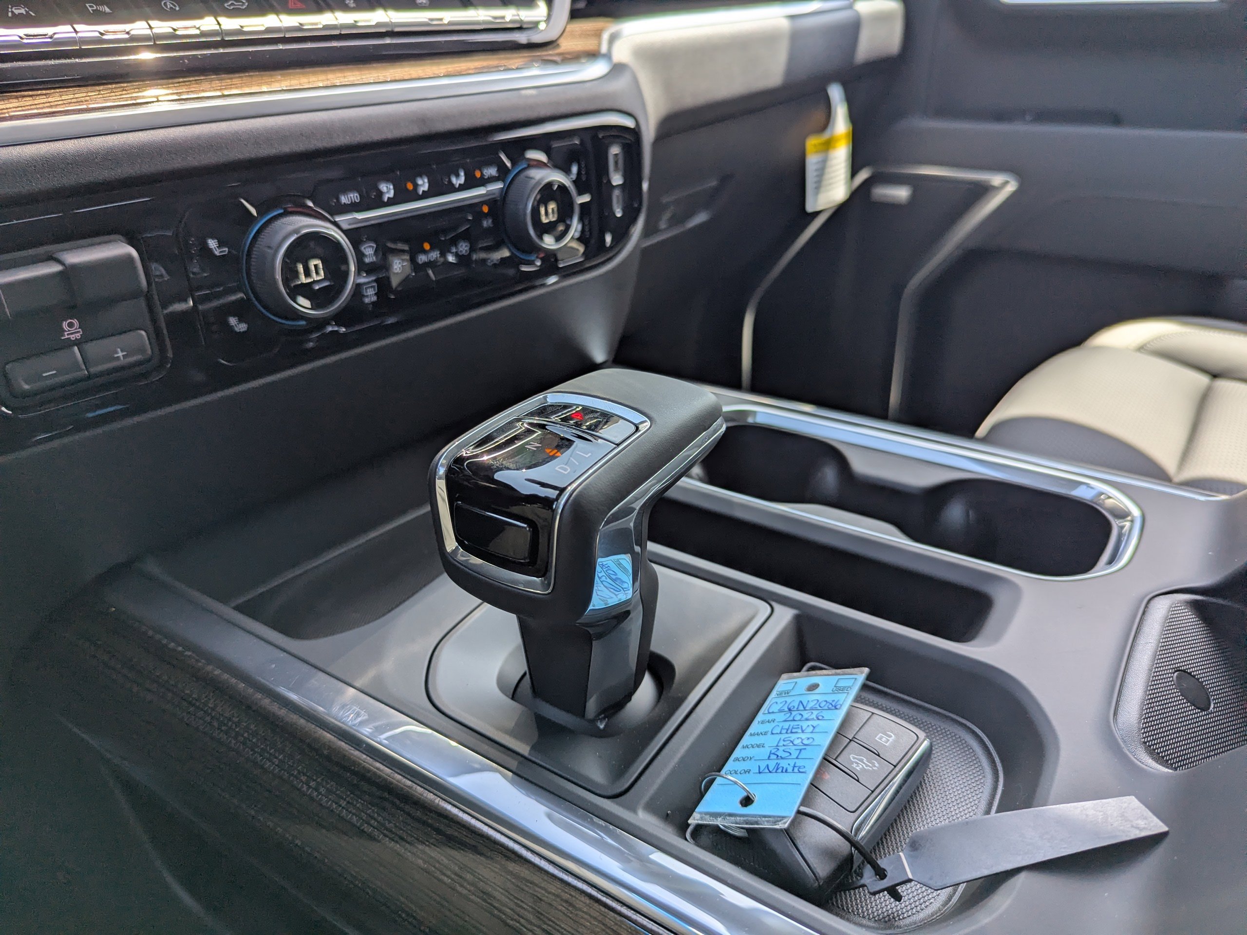 2025 Chevrolet Silverado 1500 RST - Photo 26