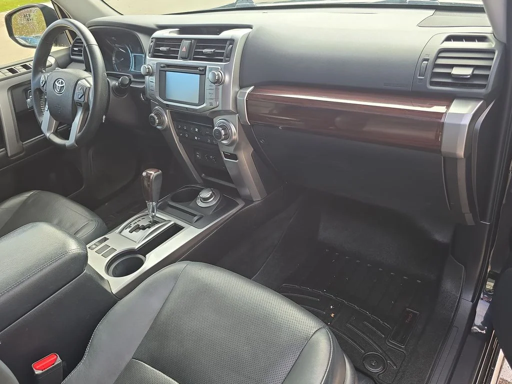 2015 Toyota 4Runner Limited - Photo 30