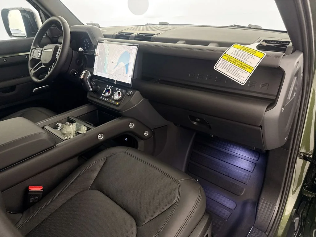 New 2026 Woolstone Green Land Rover S image 29