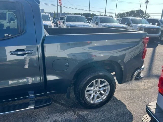 Used 2020 Gray Chevrolet LT image 8