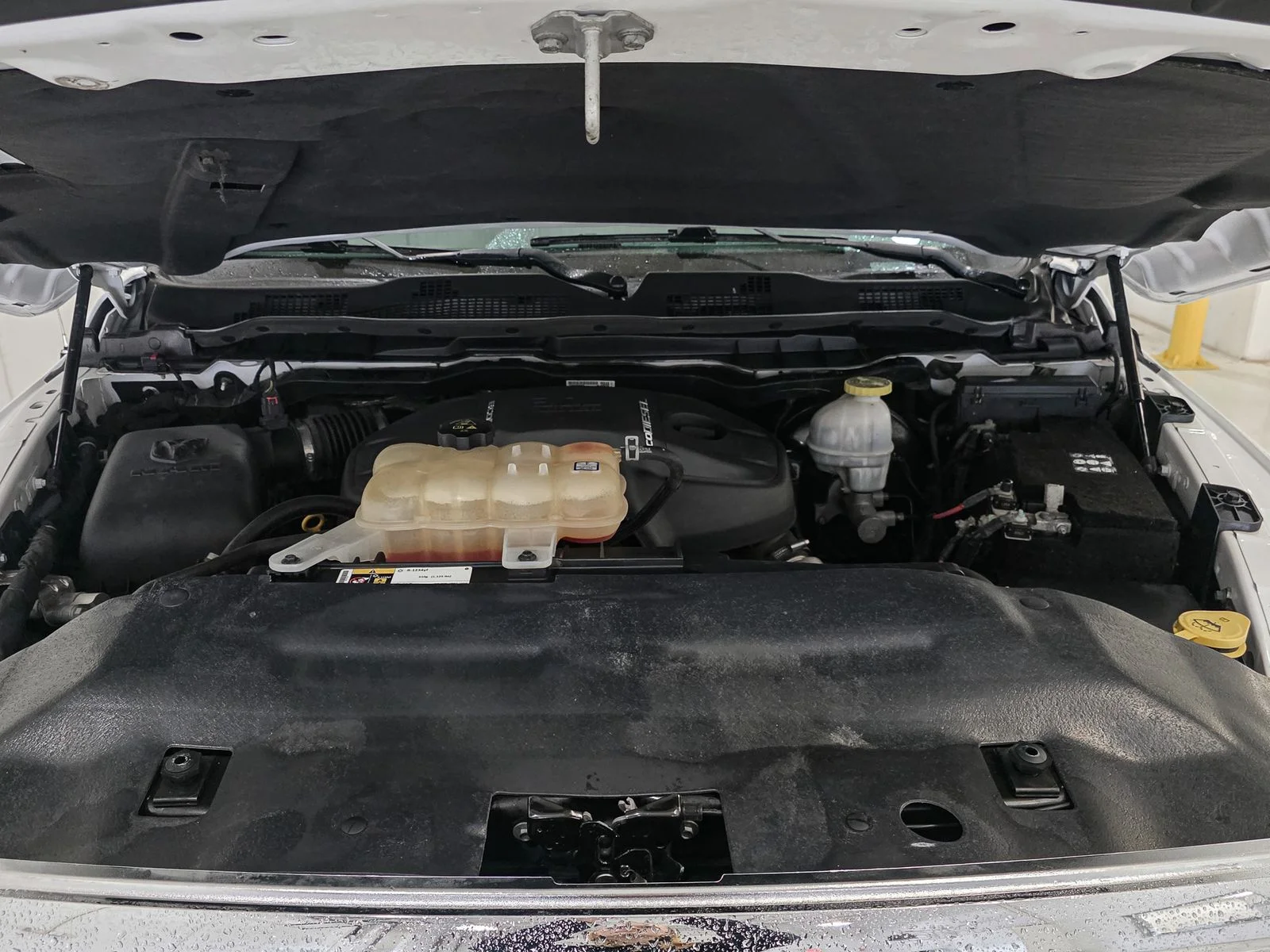 Used 2018 White Ram Big Horn image 17