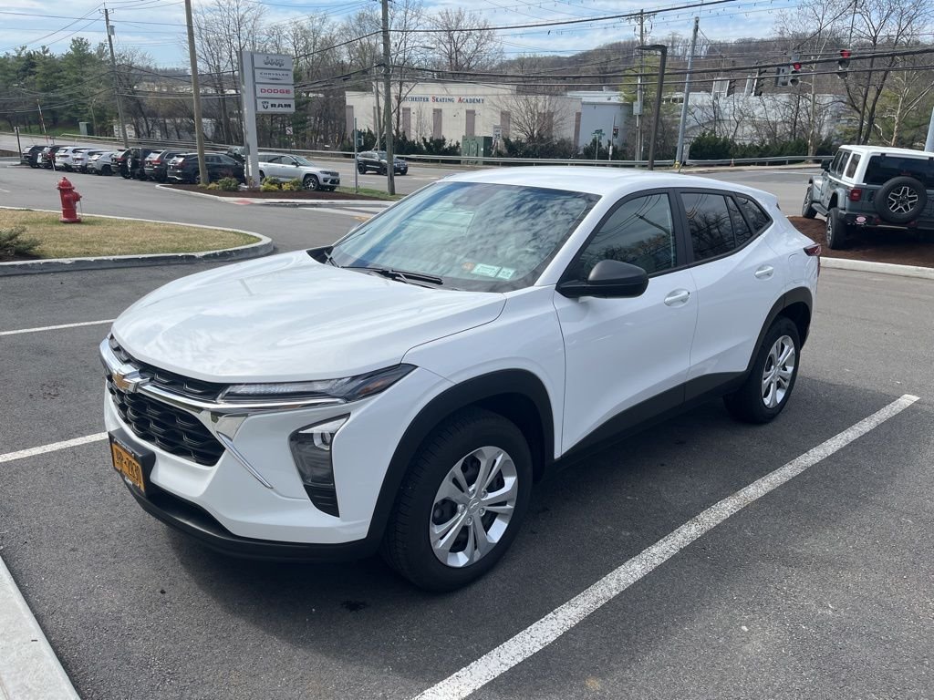 2024 Chevrolet Trax LS