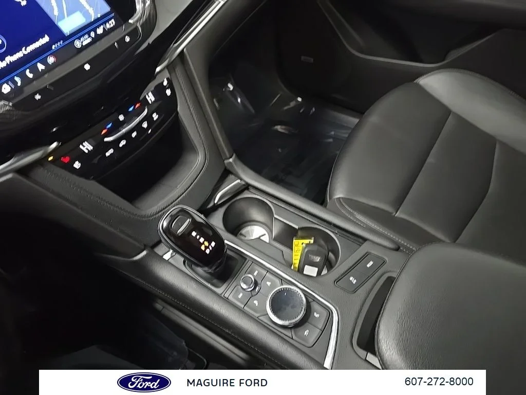 Used 2021 White Cadillac Sport image 31