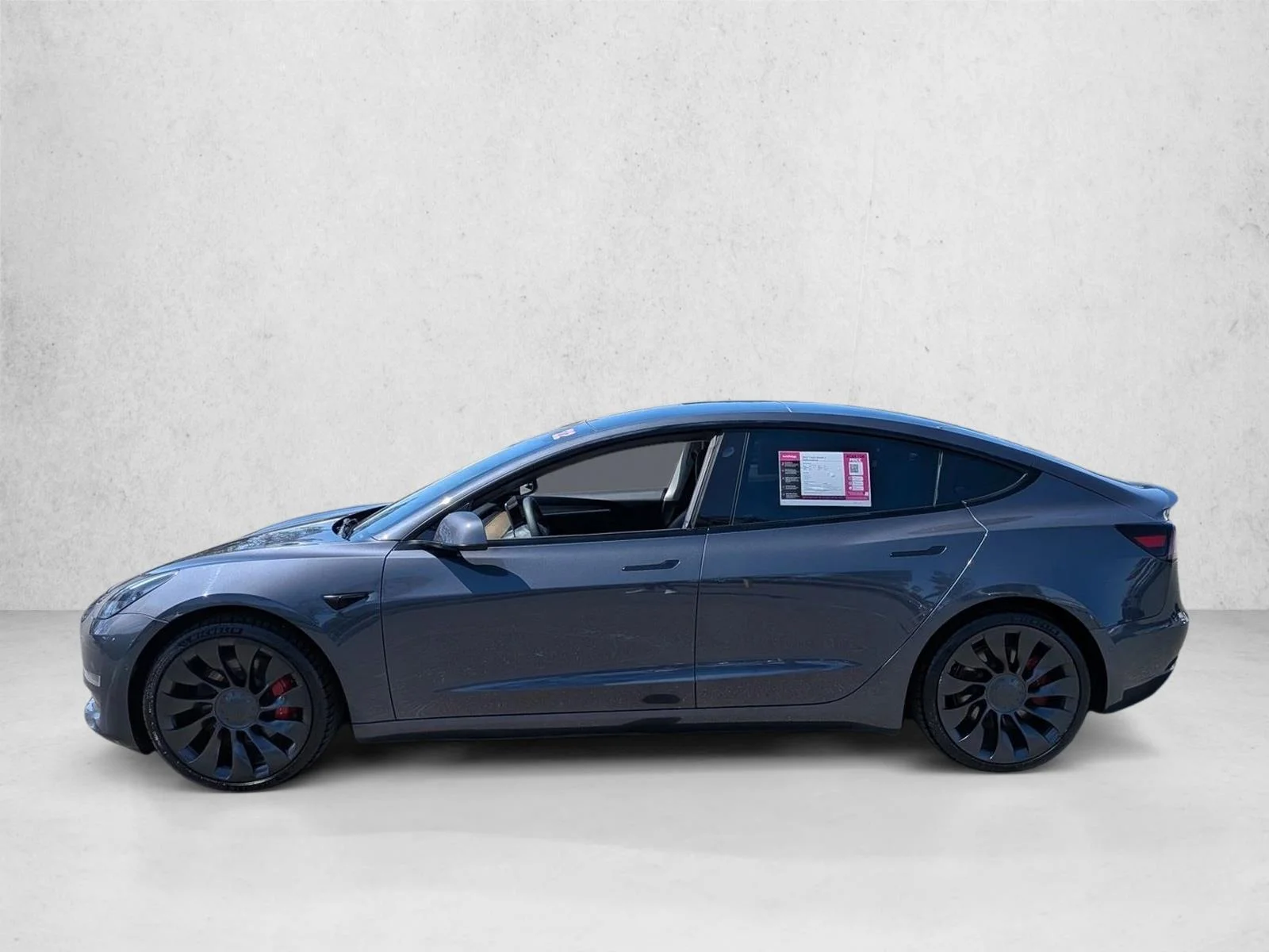 Used 2022 Silver/Gray Tesla Performance image 9