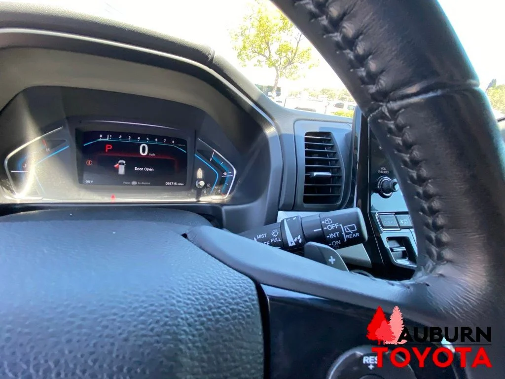 Used 2019 Modern Steel Metallic Honda EX-L image 41