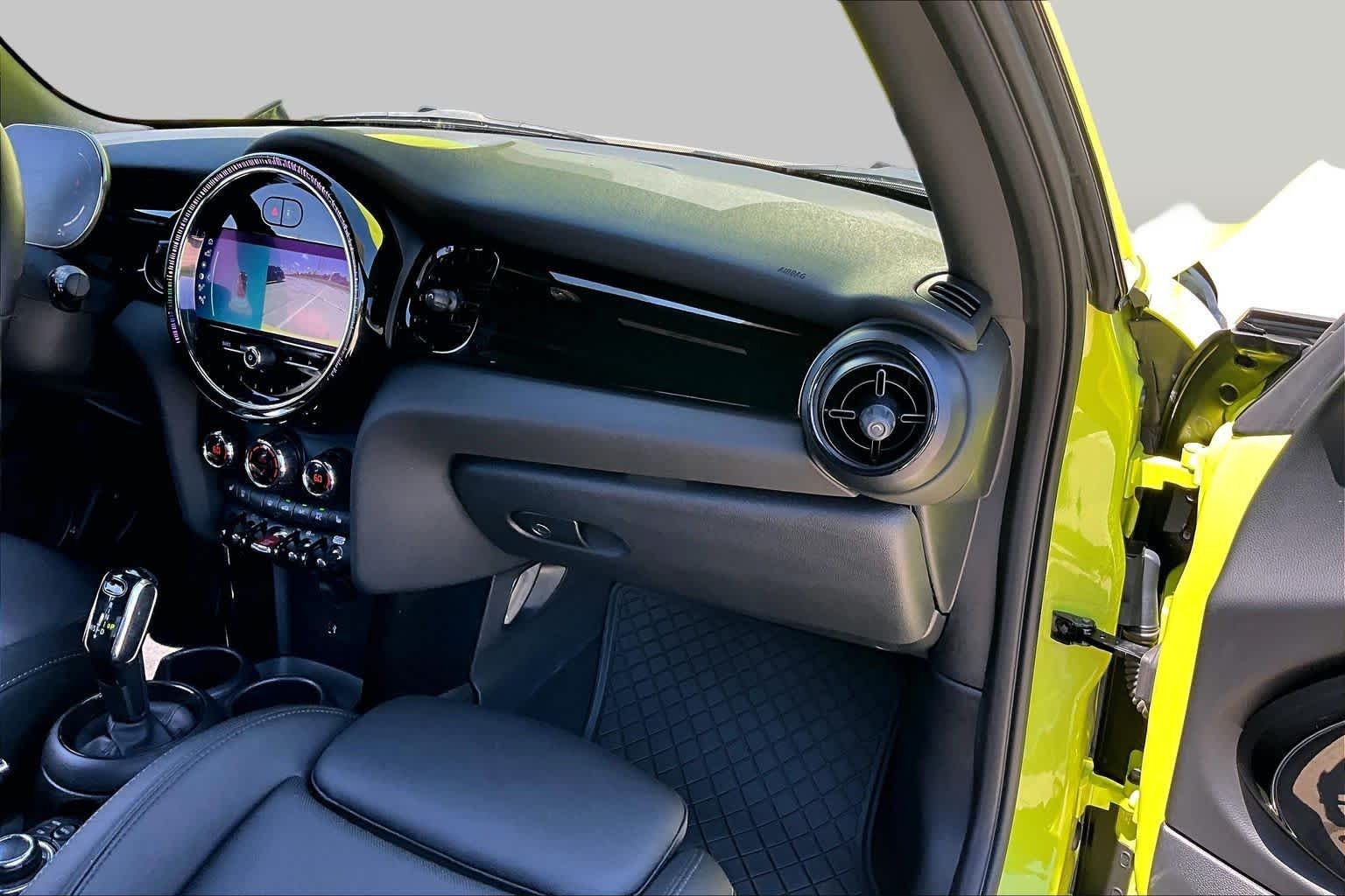 Used 2024 Zesty Yellow MINI Cooper S image 17