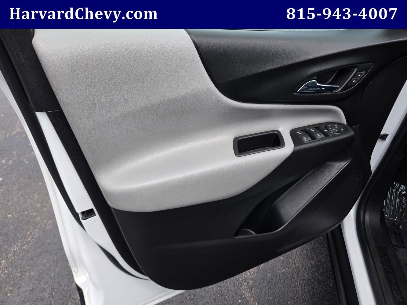 2021 Chevrolet Equinox LS - Photo 31