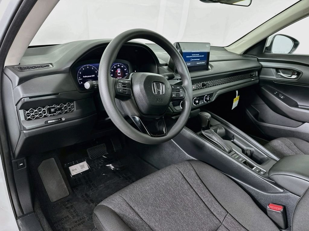 New 2026 Platinum White Pearl Honda LX image 9