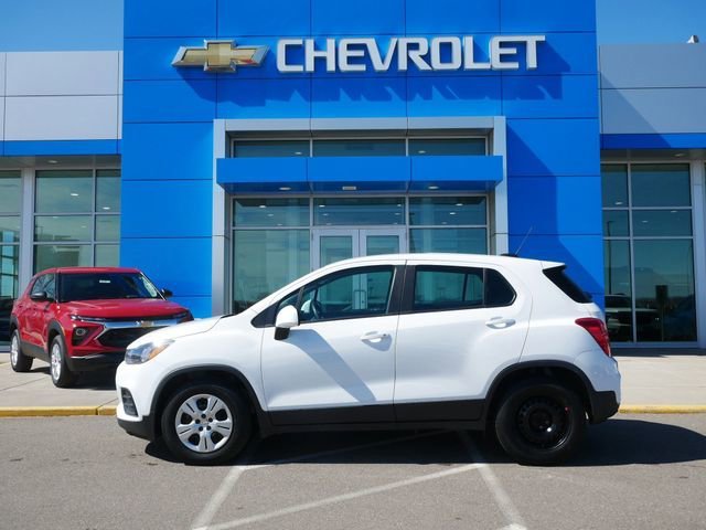 Used 2017 Chevrolet Trax LS with VIN 3GNCJKSBXHL281296 for sale in Roseville, Minnesota