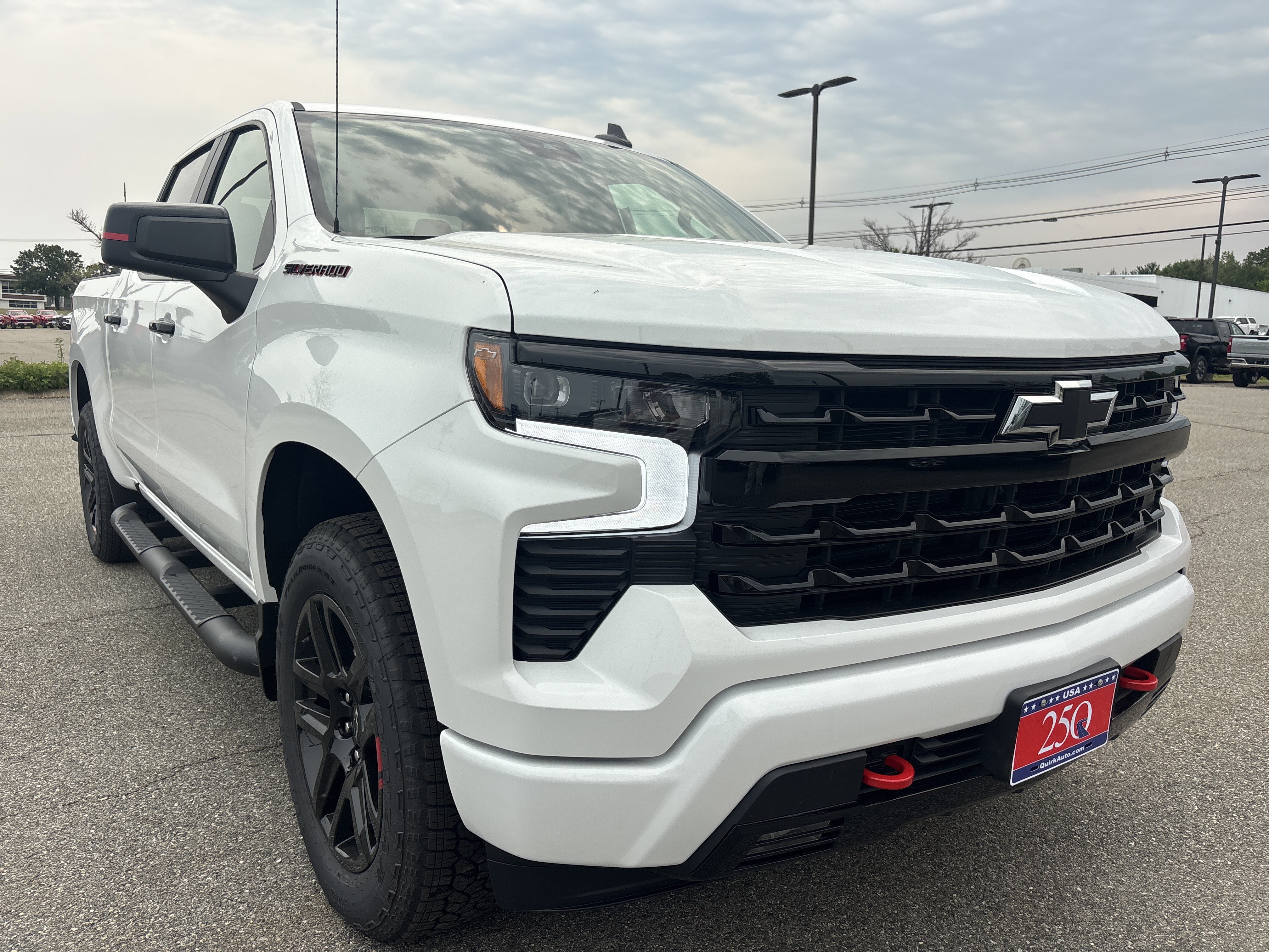 New 2026 Summit White Chevrolet RST image 4