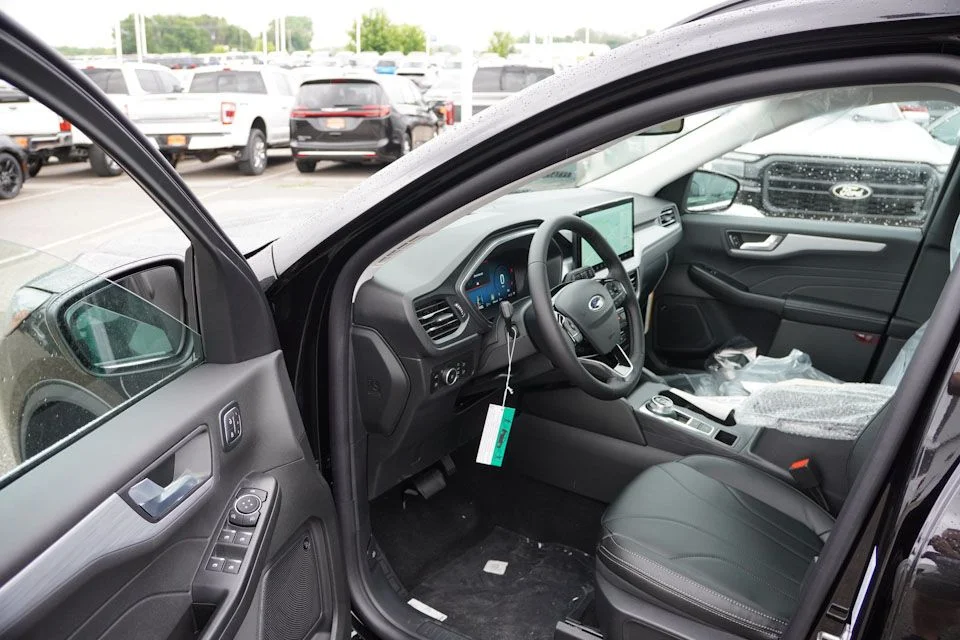 2025 Ford Escape Plug-in hybrid PHEV - Photo 10