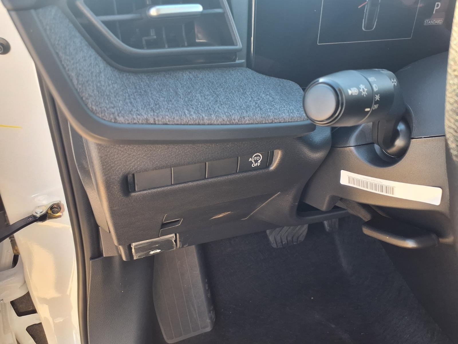 2027 Nissan Kicks photo 15 of 25