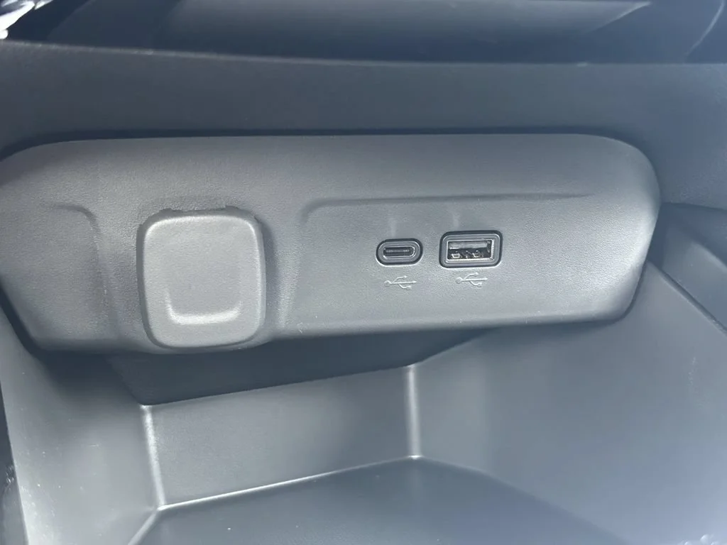 New 2026 Mosaic Black Metallic Chevrolet LT image 22