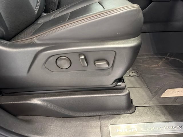 Certified Used 2021 BLACK Chevrolet High Country image 15