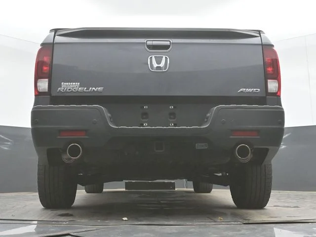 Used 2022 Crystal Black Pearl Honda RTL-E image 33