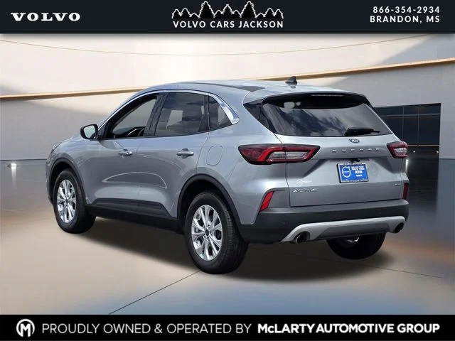 Used 2023 Silver Ford Active image 6
