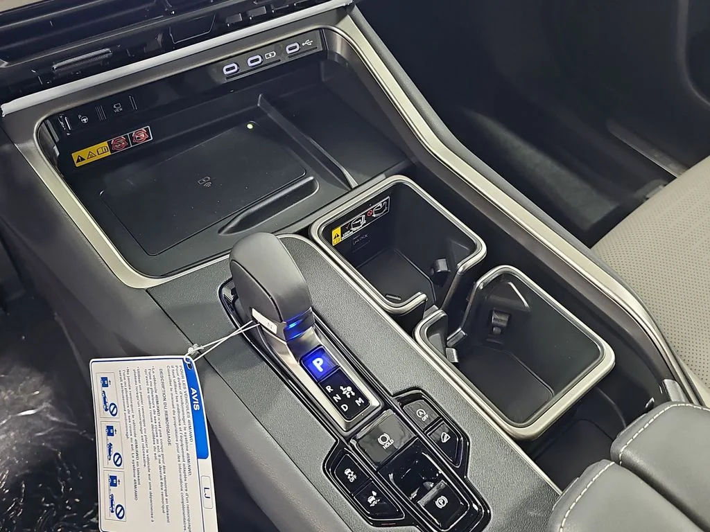 New 2026 Caviar Lexus PREMIUM AWD image 23
