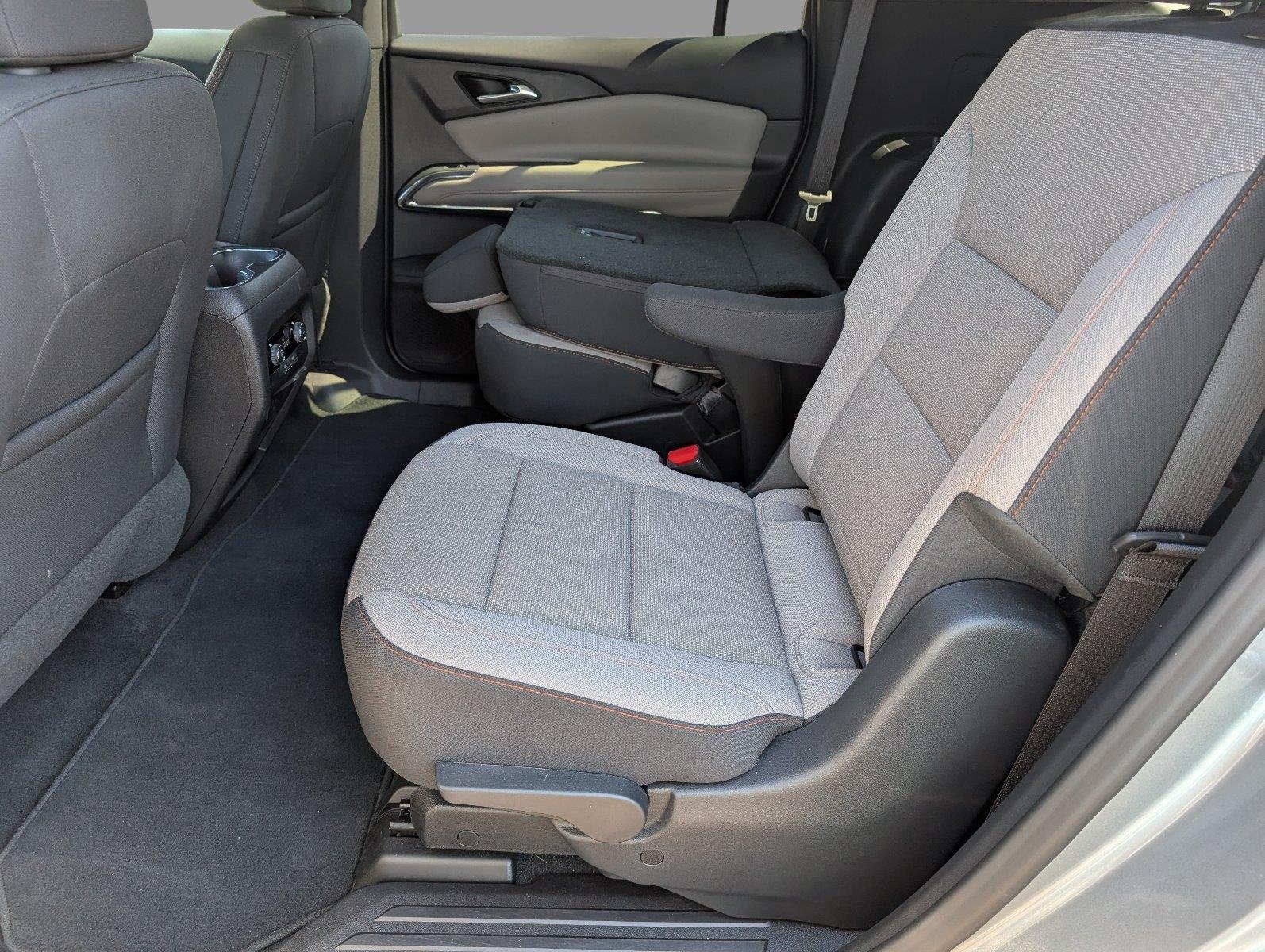 Used 2026 Sterling Gray Metallic Chevrolet LT image 33