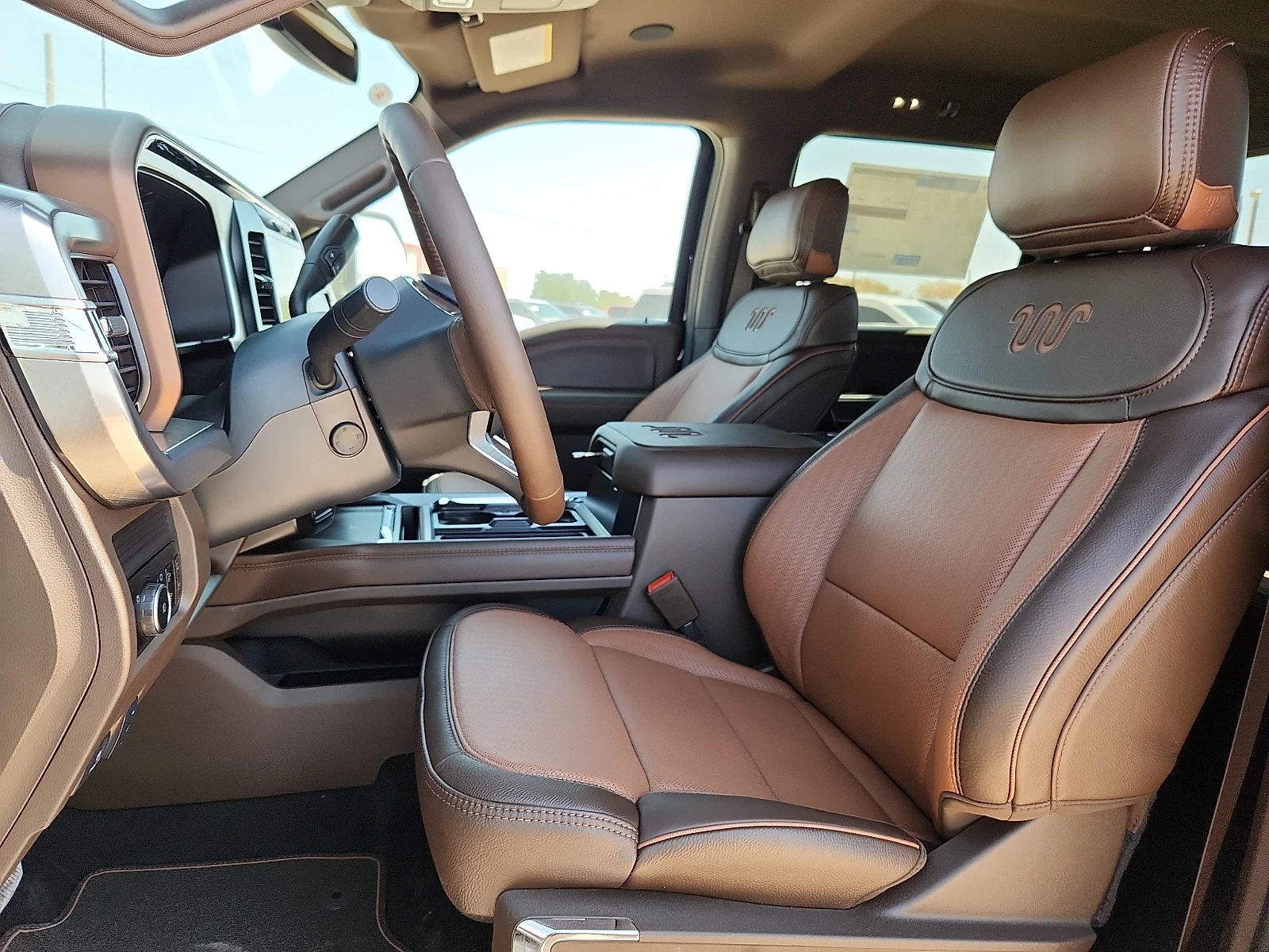 New 2026 Agate Black Metallic Ford King Ranch image 17