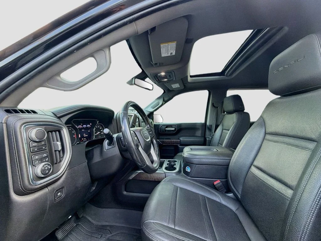 Used 2019 Onyx Black GMC Denali image 22